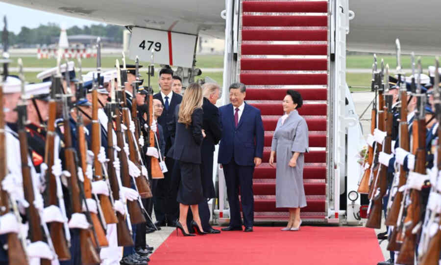 Melanggar Protokol yang Telah Berlangsung 60 Tahun, Menggelar Karpet Merah, dan Pertunjukkan: Mengapa Trump Menyambut Xi Begitu Hangat?