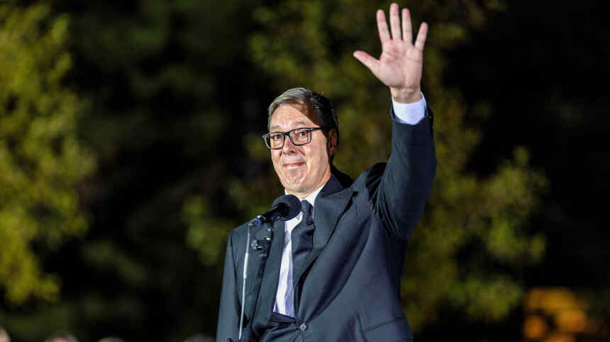 Presiden Serbia Vucic Mengundurkan diri