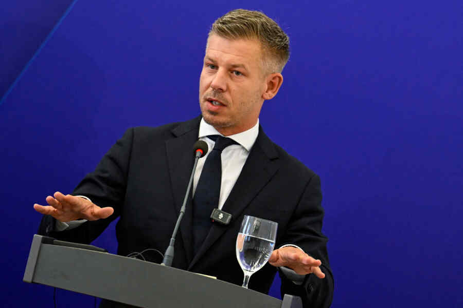 Perdana Menteri Hungaria Menolak Mengizinkan Pembangunan Fasilitas Penyimpanan Bahan Bakar untuk Ukraina