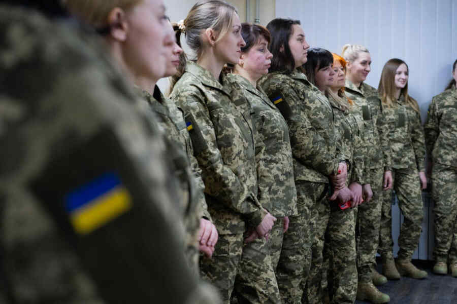 SVR: Eropa Menuntut Agar Kyiv Mulai Memobilisasi Perempuan Mengikuti Contoh Israel