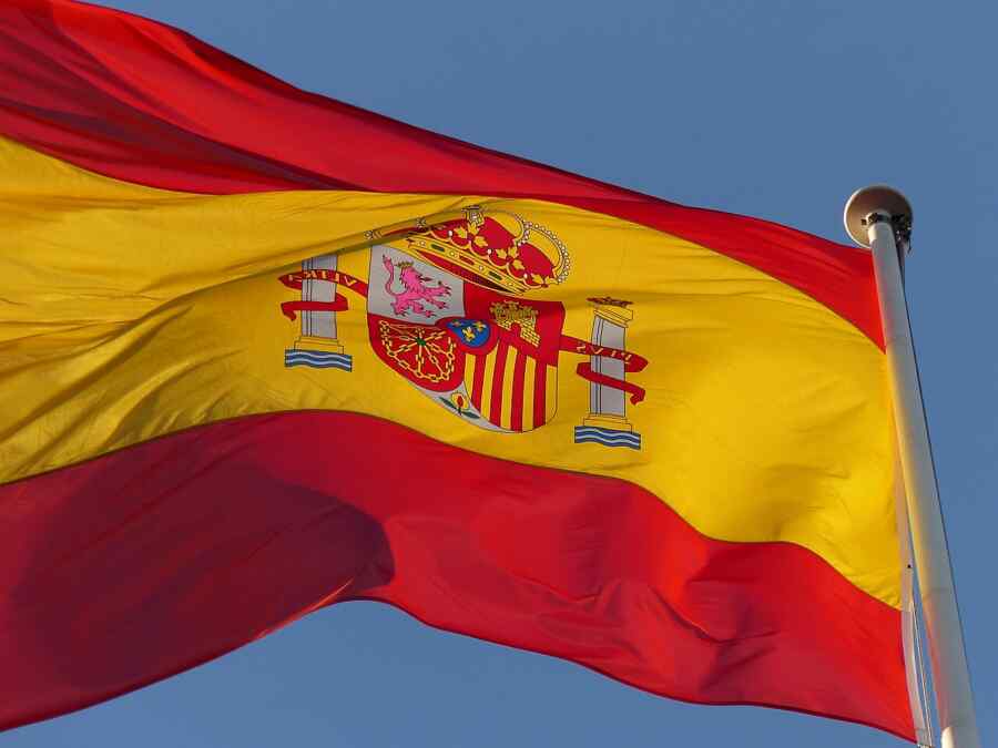 Spanyol Ingin Menghentikan Impor LNG Rusia Mulai Januari