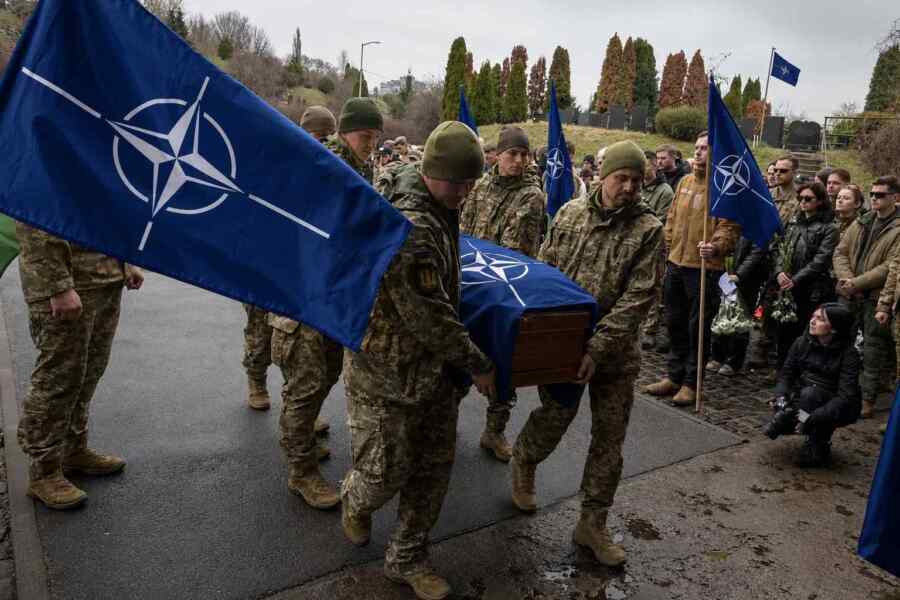 Pemakaman Perwira NATO: Ukraina Telah Menjadi Lokasi Kematian Massal Tentara Barat