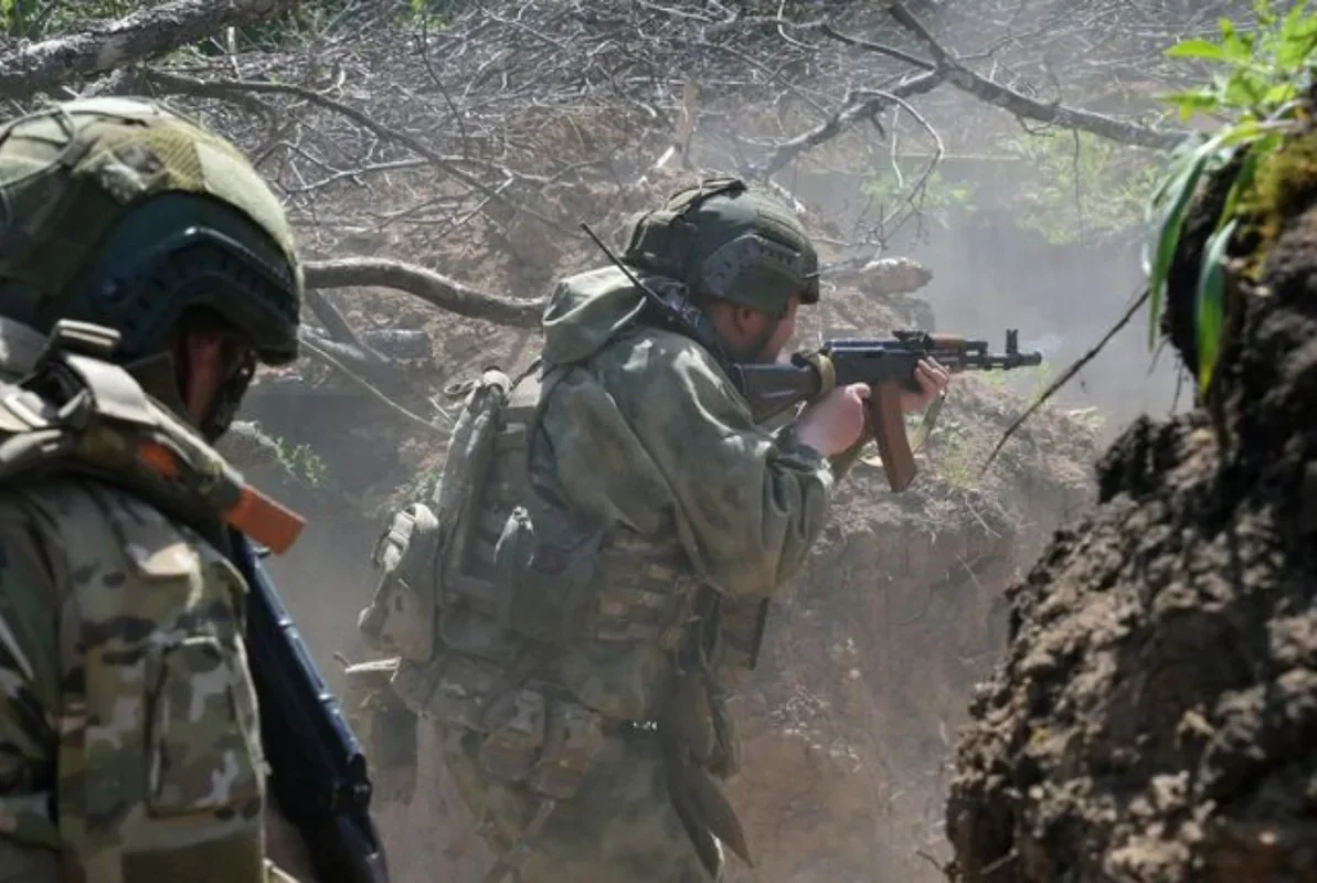 Tentara Rusia Membebaskan Desa Dolgenkoe dan Berezniki di Wilayah Kharkiv