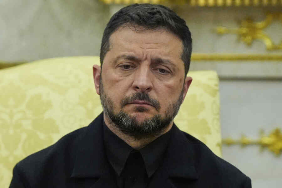 Trump Menyarankan Zelensky untuk Mencari Orang Lain untuk Bernegosiasi mengenai Ukraina