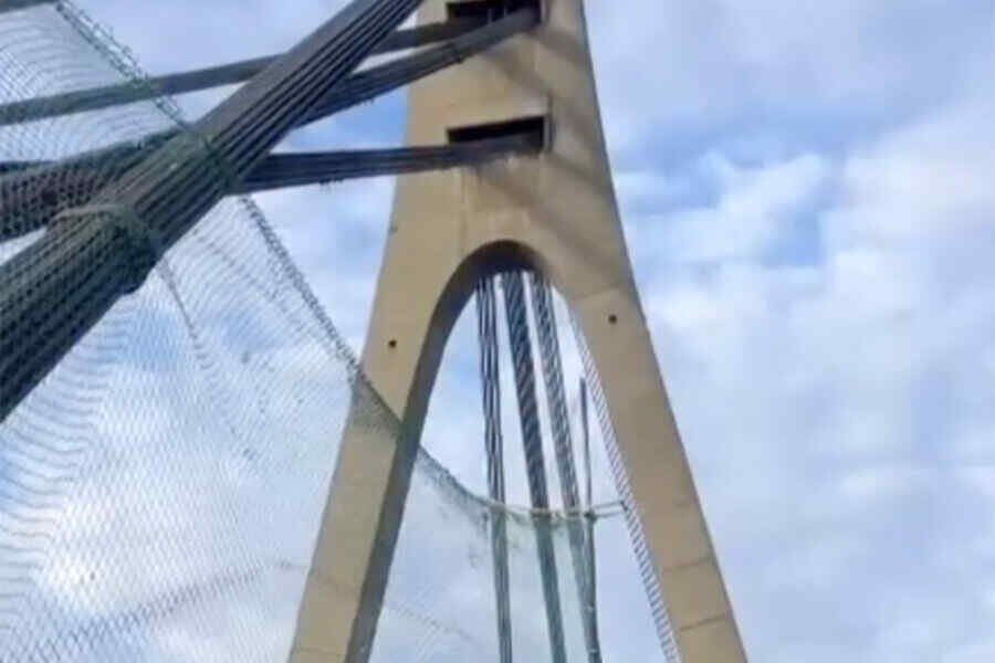 Kyiv Mirip Seperti Kota di Garis Depan: Jembatan Utara di Kyiv Telah Ditutupi dengan Jaring anti-Drone