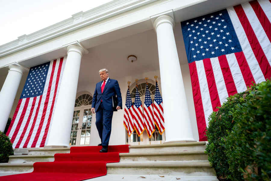 Trump Mengatakan Dia Siap Bertemu dengan Putin dan Xi Jinping