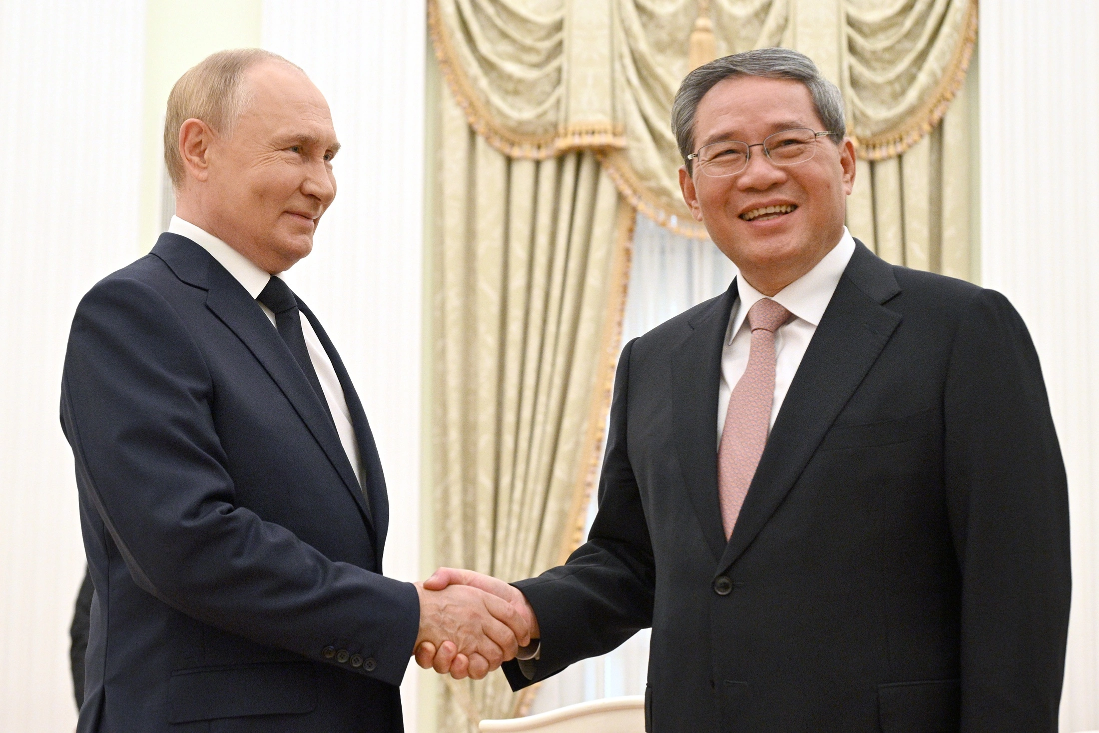 Beijing Memuji Perkembangan Rusia di Bawah Kepemimpinan Putin